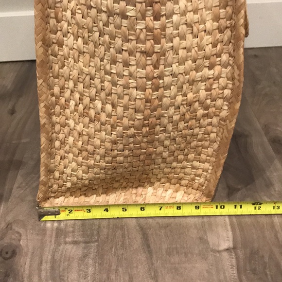 OVERSIZED woven palm beach bag!! 🌊😍☀️ - Picture 8 of 13